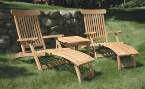 Imagine this teak steamer chair set in your garden setting!